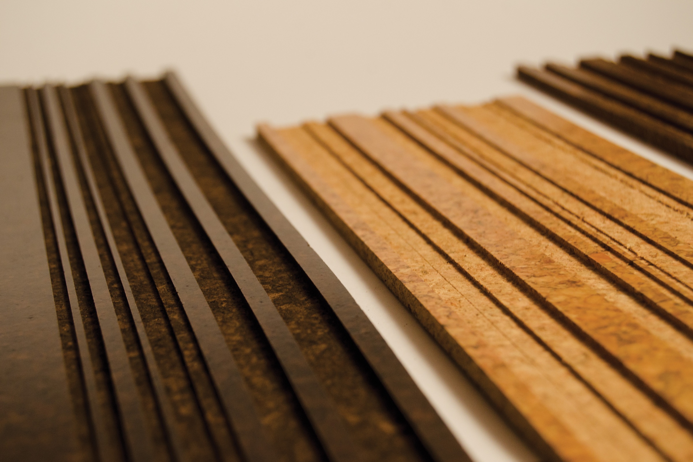 Tavos Cork Wall coverings planks. Microgroove. Aliso Parota Ebano