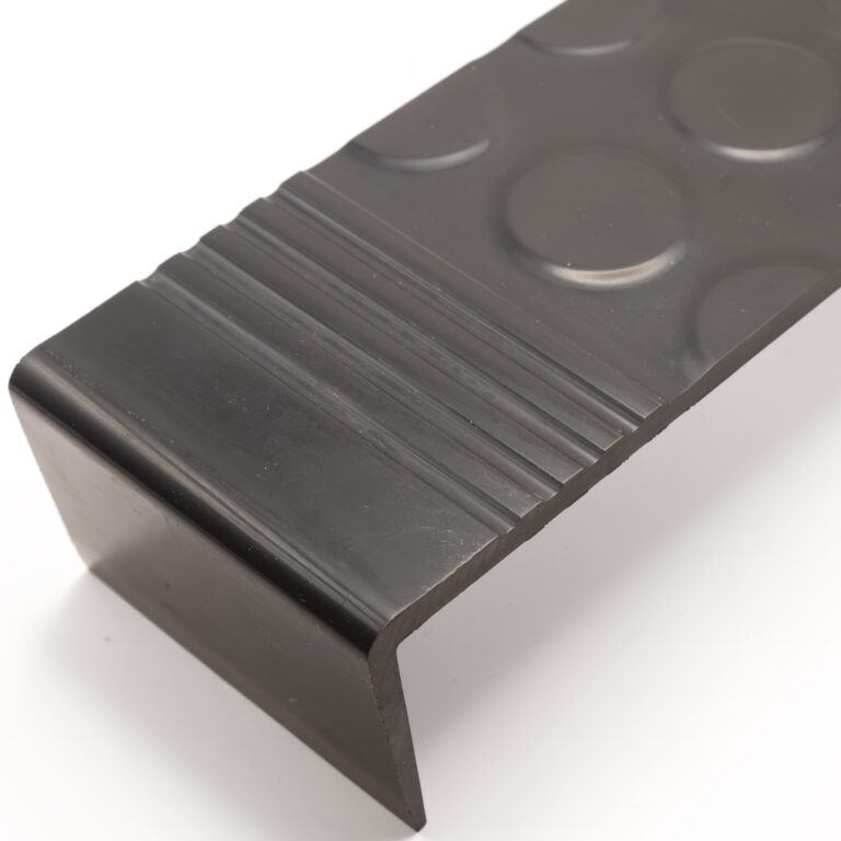 TR7004 Dusk Stairwell Treads colorway