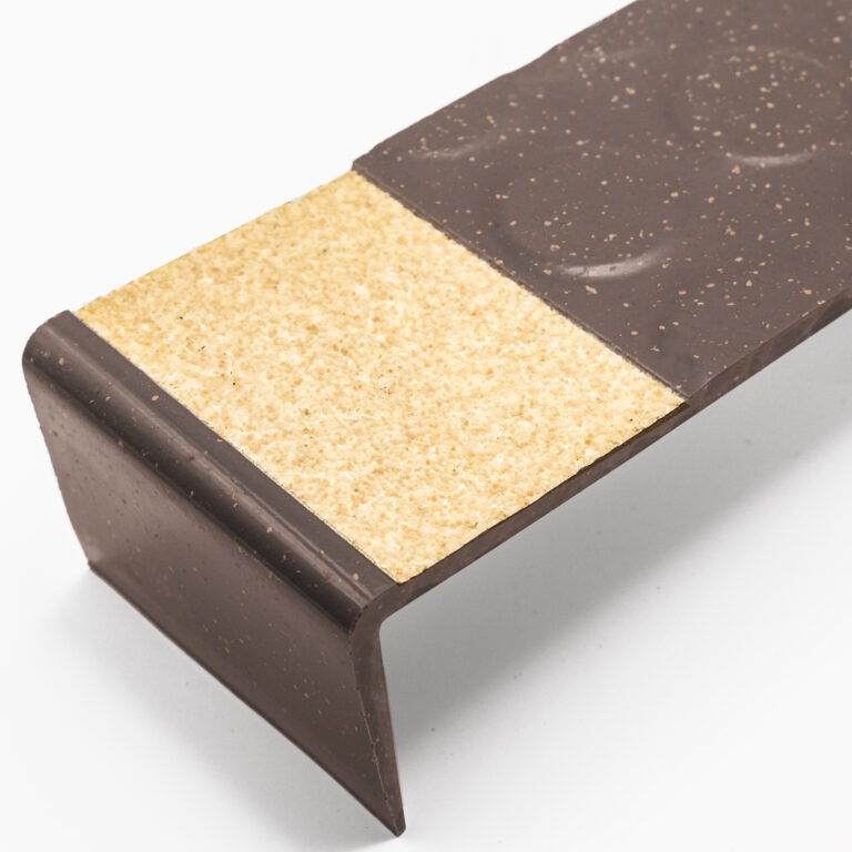 TR4931 Graphite Beige (Opt. VI Strip) Stairwell Treads colorway