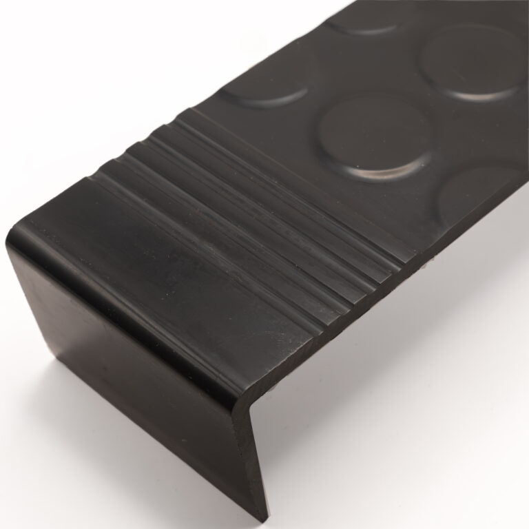 TR7030 Raven Stairwell Treads colorway