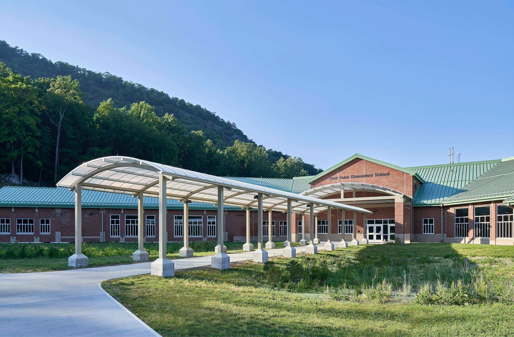 West Point ES Exterior 1 Sustain